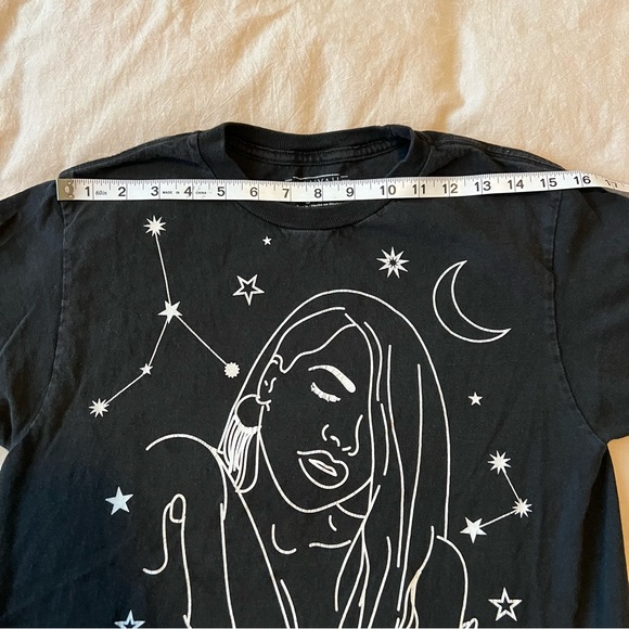 Aaliyah T Shirt - Picture 5 of 11